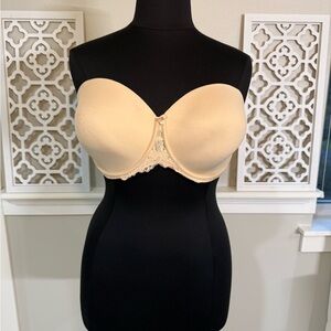 Cream Strapless Bra